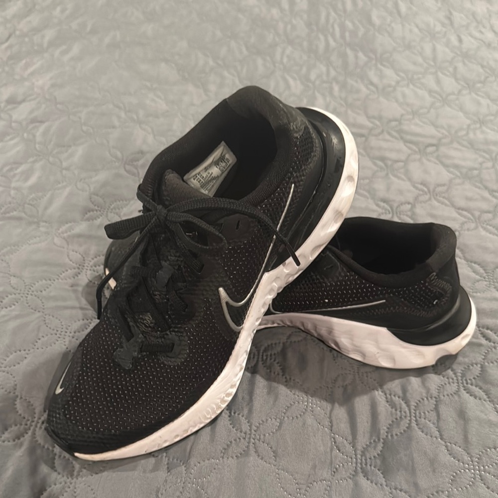 Nike Black and White Sneakers